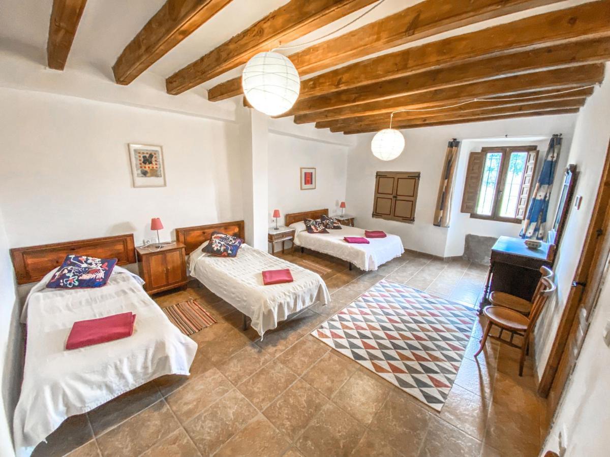 Casa Rural Sant Petrus De Madrona Pinell de Solsones Eksteriør billede