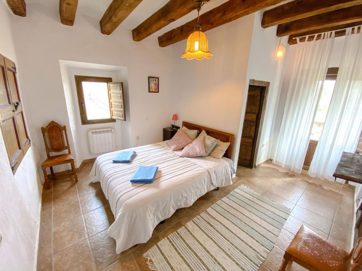 Casa Rural Sant Petrus De Madrona Pinell de Solsones Eksteriør billede