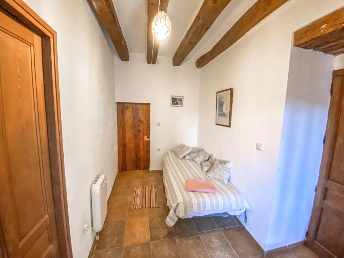 Casa Rural Sant Petrus De Madrona Pinell de Solsones Eksteriør billede