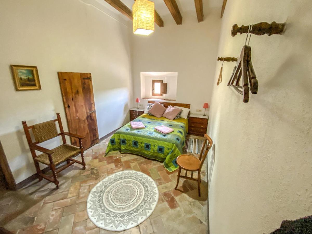 Casa Rural Sant Petrus De Madrona Pinell de Solsones Eksteriør billede