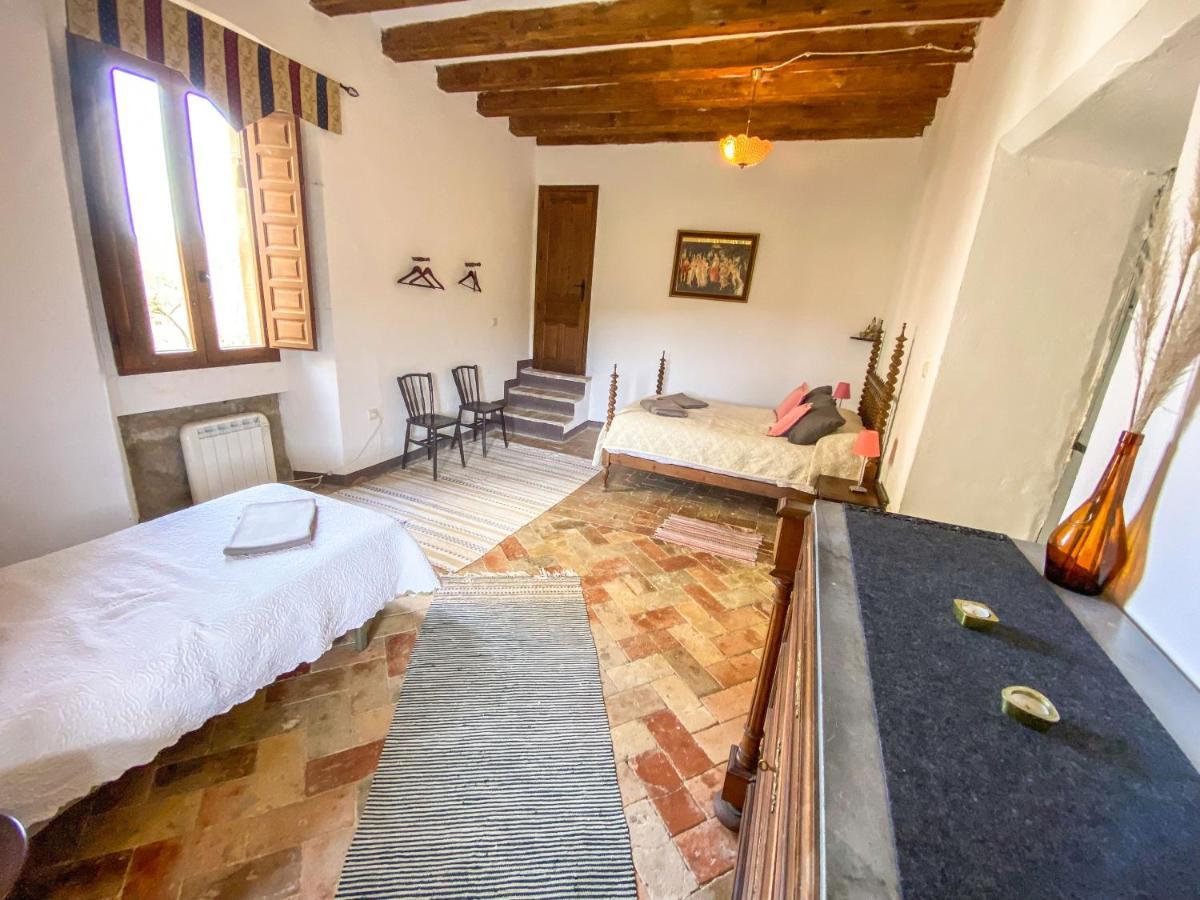 Casa Rural Sant Petrus De Madrona Pinell de Solsones Eksteriør billede