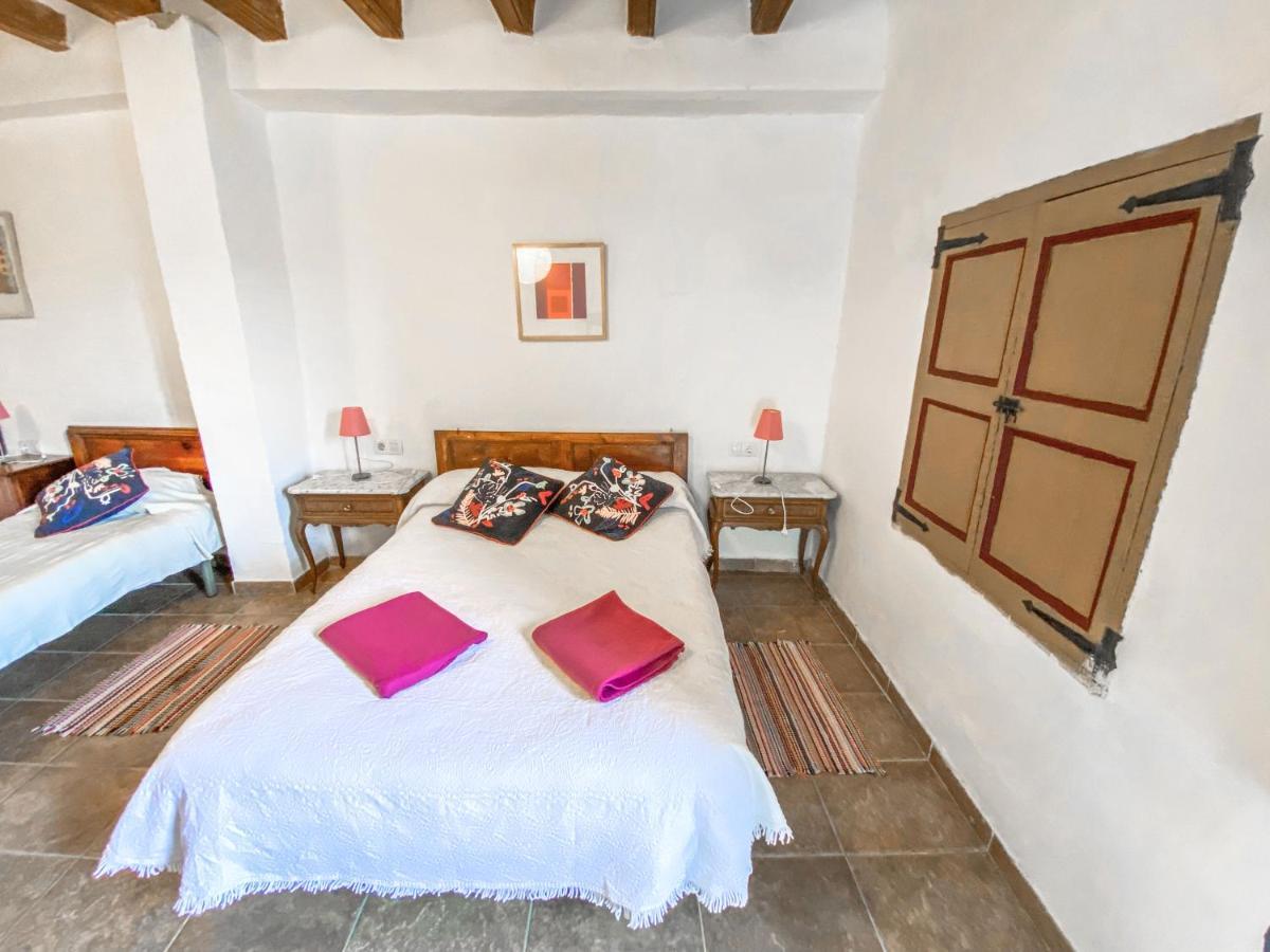 Casa Rural Sant Petrus De Madrona Pinell de Solsones Eksteriør billede