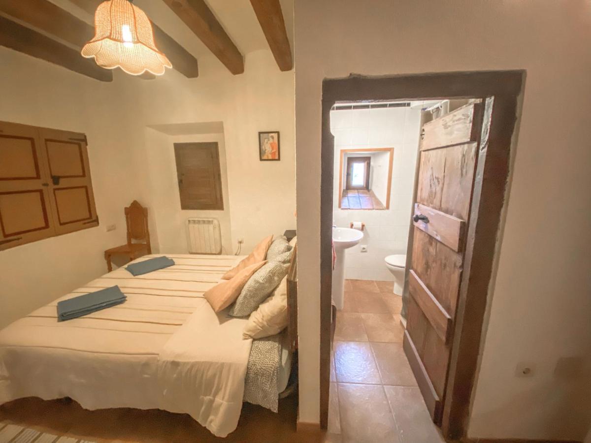 Casa Rural Sant Petrus De Madrona Pinell de Solsones Eksteriør billede