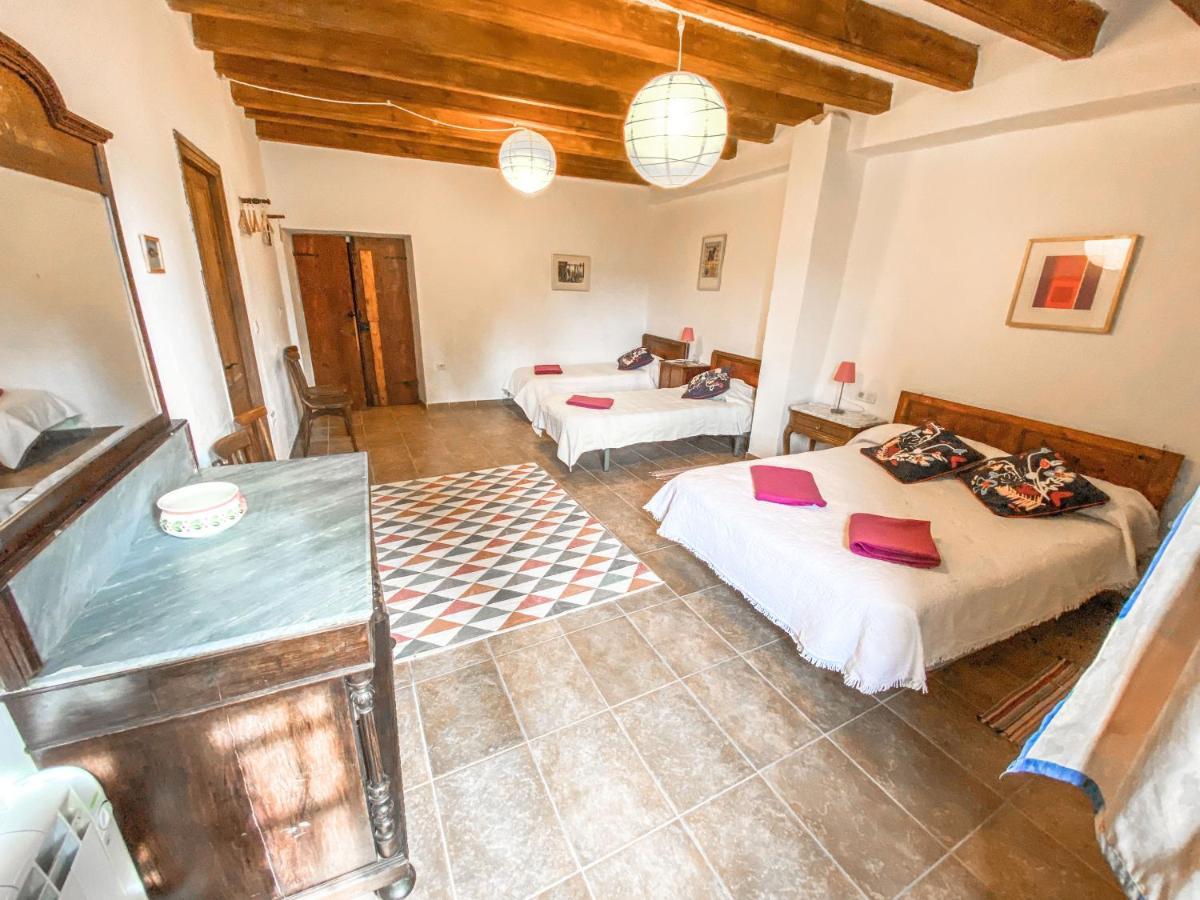 Casa Rural Sant Petrus De Madrona Pinell de Solsones Eksteriør billede