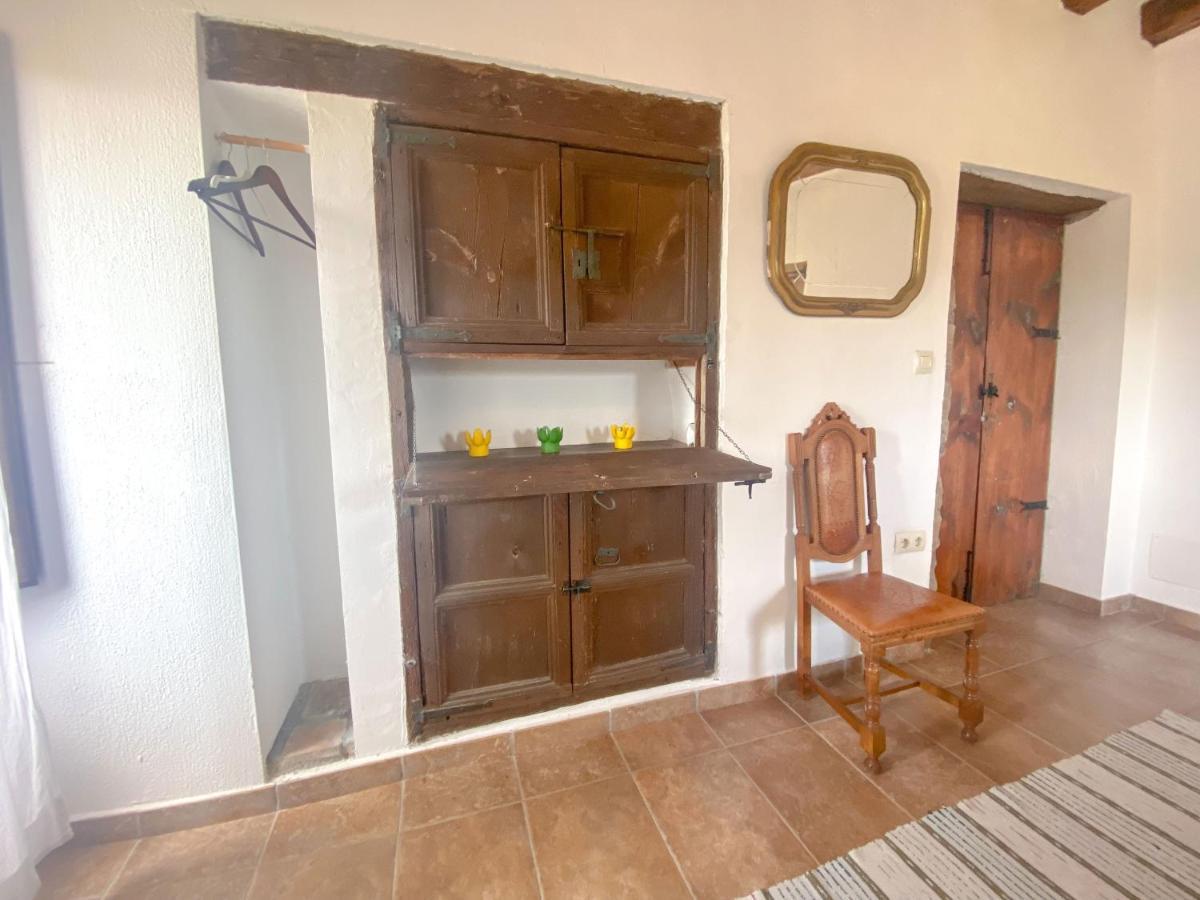 Casa Rural Sant Petrus De Madrona Pinell de Solsones Eksteriør billede