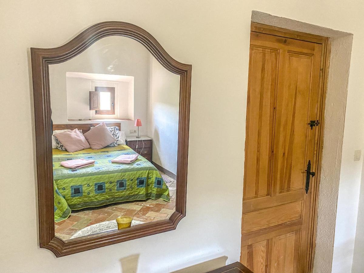 Casa Rural Sant Petrus De Madrona Pinell de Solsones Eksteriør billede