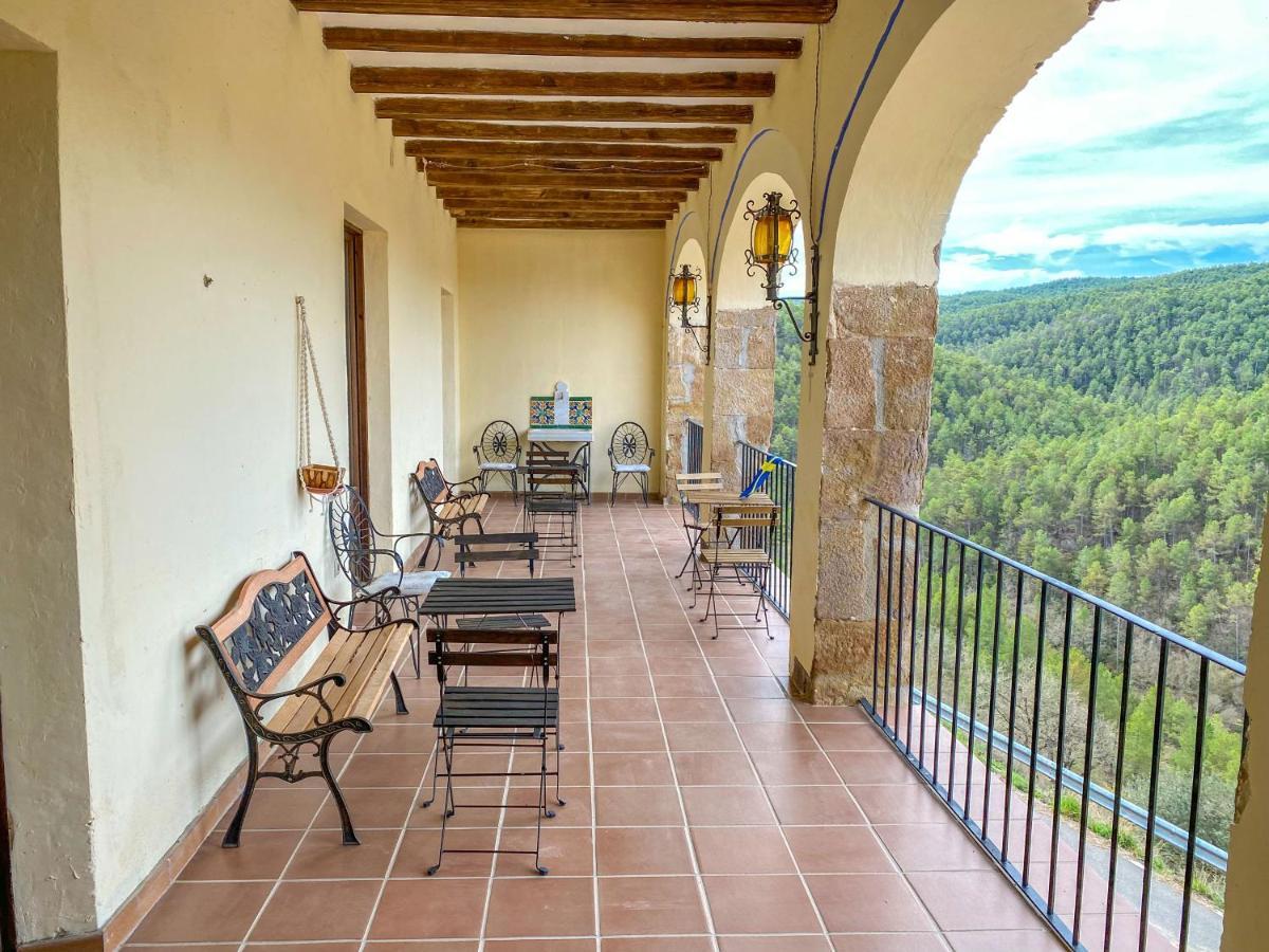 Casa Rural Sant Petrus De Madrona Pinell de Solsones Eksteriør billede