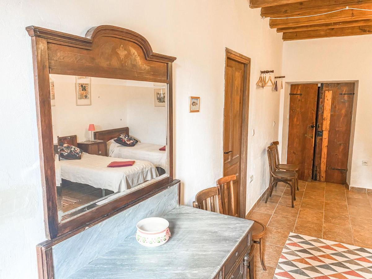 Casa Rural Sant Petrus De Madrona Pinell de Solsones Eksteriør billede