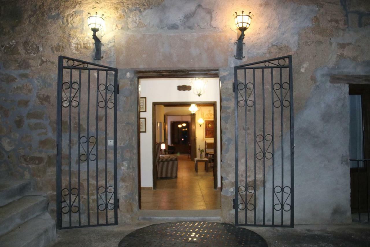 Casa Rural Sant Petrus De Madrona Pinell de Solsones Eksteriør billede